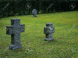 Перевозка Груз 200 Город Великий Новгород 22773464-three-granite-gravestones-on-a-quiet-graveyard.jpg